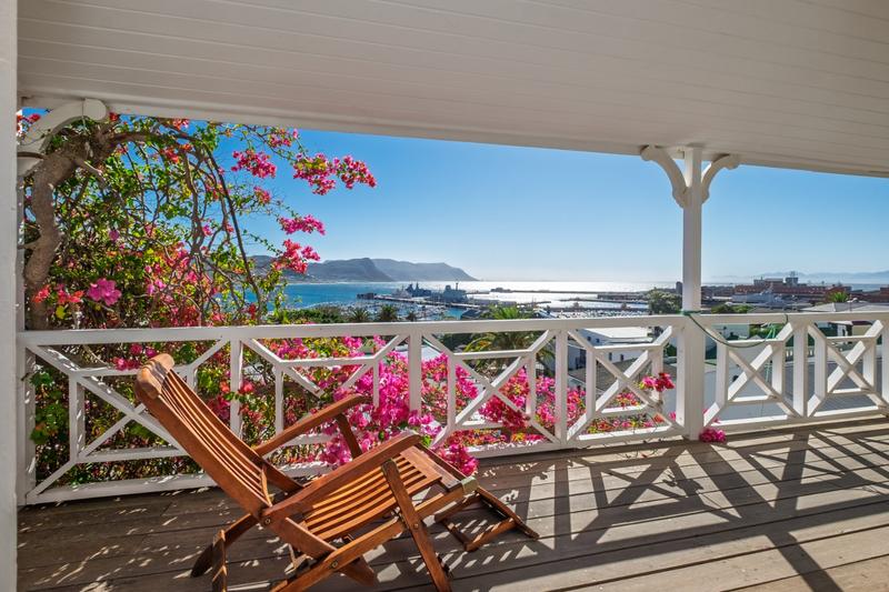 To Let 2 Bedroom Property for Rent in Simons Town Western Cape